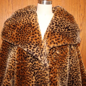 Vintage, shawl collar, leopard, faux fur, swing coat, size medium to large, Monterey
