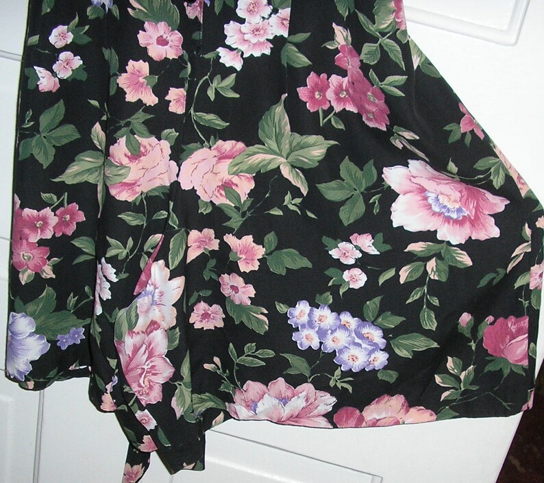 dark floral print sailor collar Vintage 90s floral romper shorts back tie shorts jumpsuit size 9 MINT