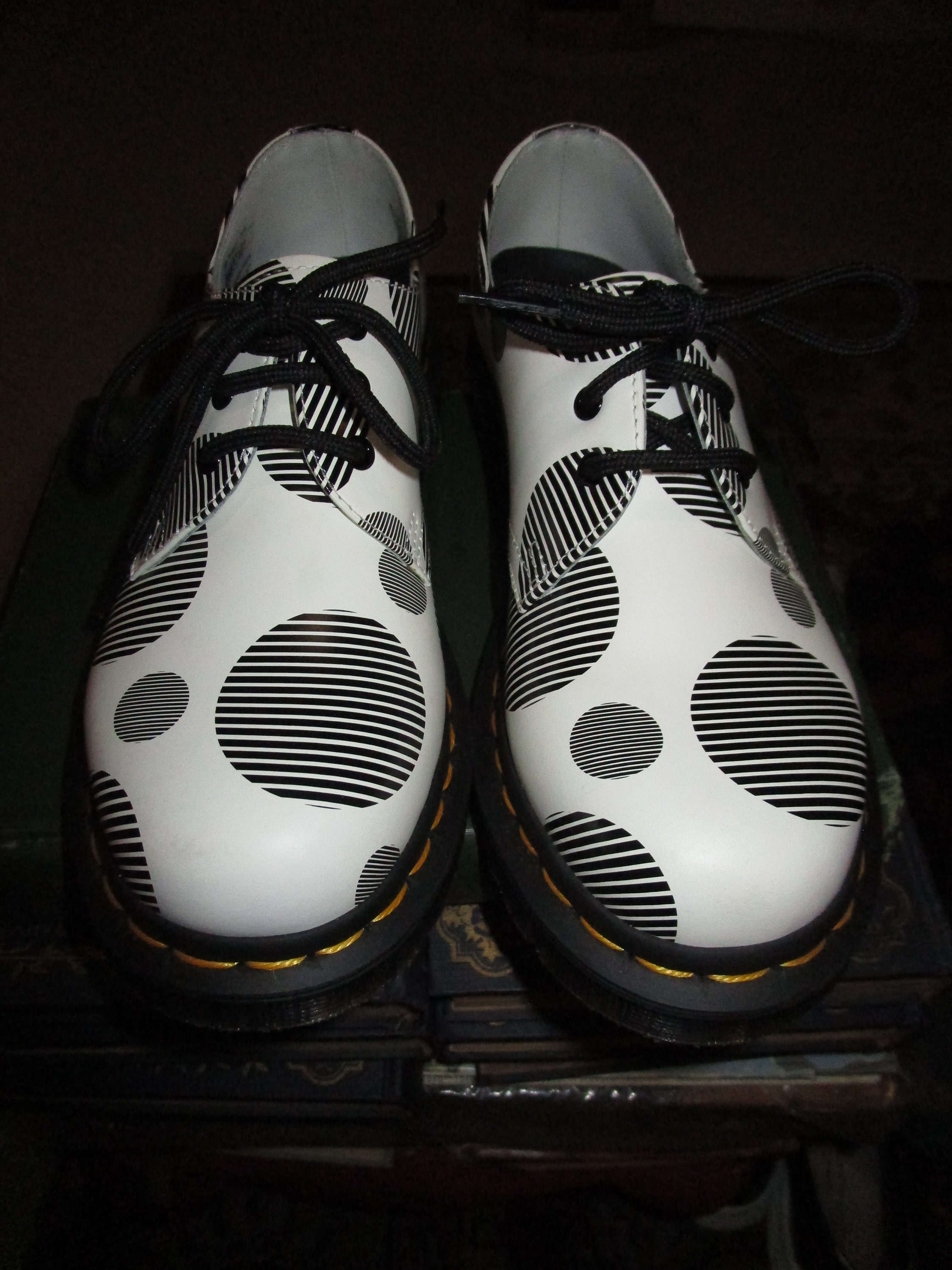 Doc Marten Oxfords White With Large Striped Polka Dots, UK 4  display picture 3