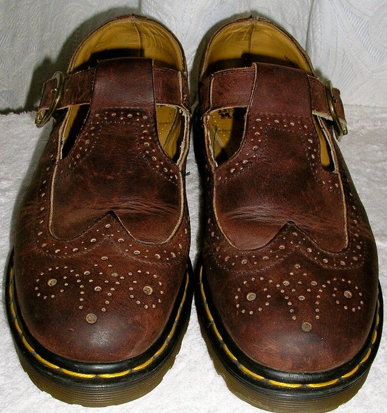 t strap doc martens
