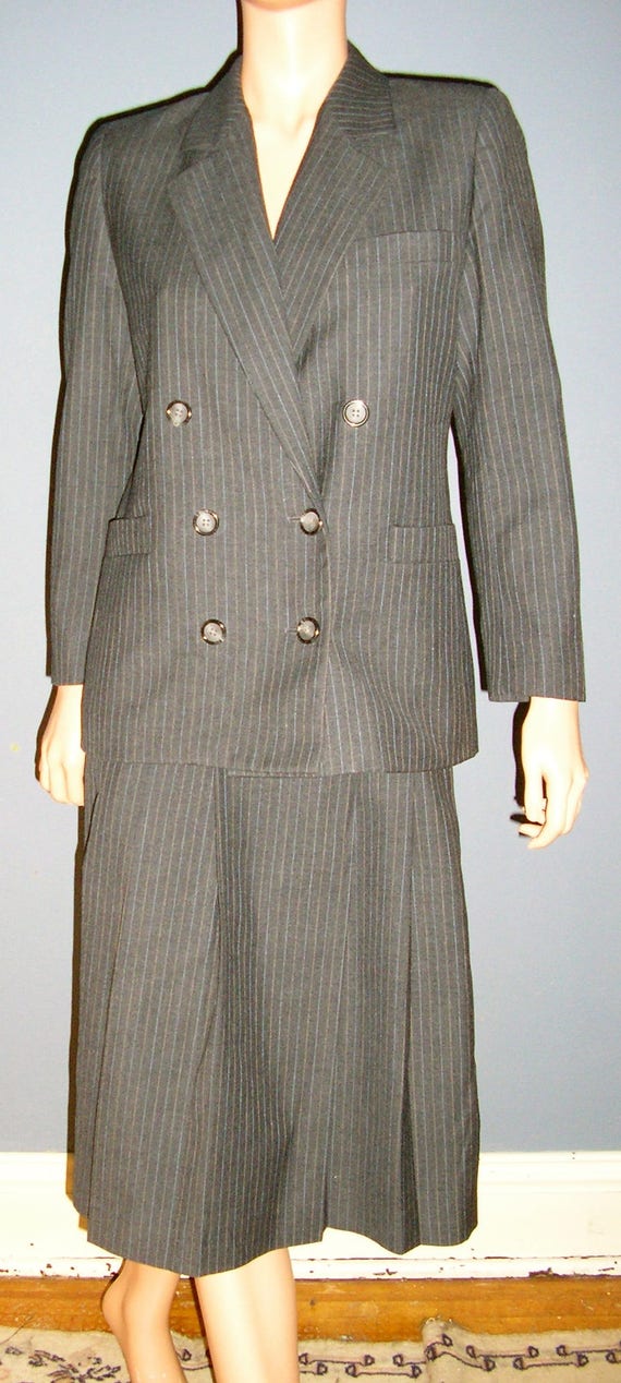 SALE  Vintage, 80s, Savile, gray, wool, pinstripe,