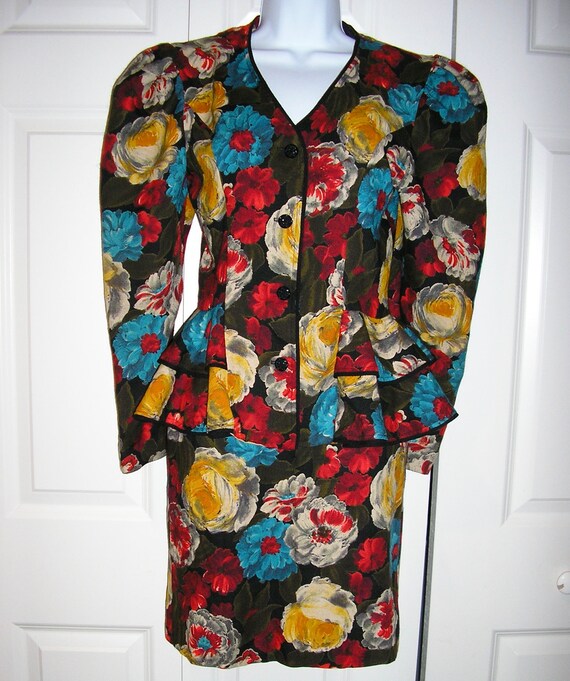 Vintage, 70s, dark floral, Nipon Boutique, suit, p