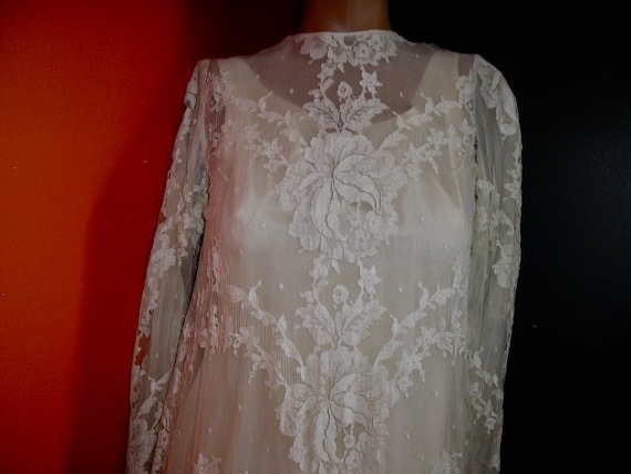 SALE  Vintage, 60s, chantilly lace, wedding, brid… - image 1