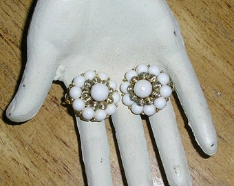 Vintage, 50s, signed, Coro, white cluster bead earrings, clip on, white, gold