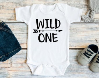 Wild One, tenue premier anniversaire pour garçon, sauvage un anniversaire, premier anniversaire de garçon, tenue premier anniversaire de garçon, tenue de gâteau smash garçon, cadeau bébé garçon