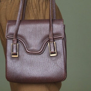 70s vintage structured handbag Brown bag Genuine textured leather bag Kelly's bag Brown leather bag Mod bag image 4