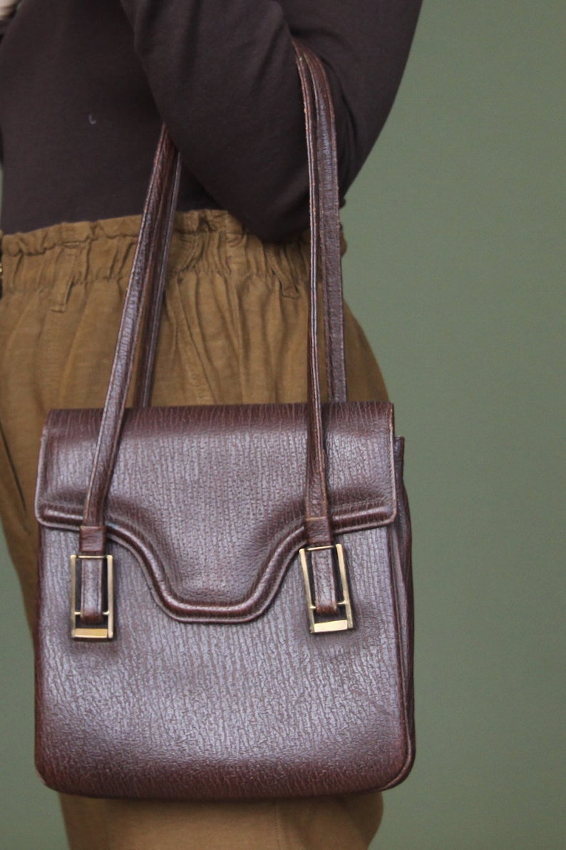70s vintage structured handbag Brown bag Genuine textured leather bag Kelly's bag Brown leather bag Mod bag image 4