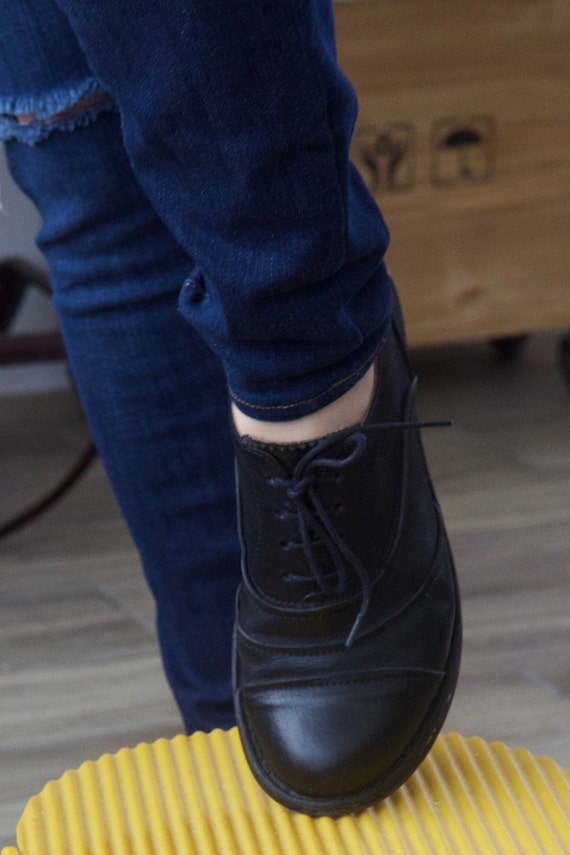 Vintage Fiorentini and Baker black leather oxford… - image 4