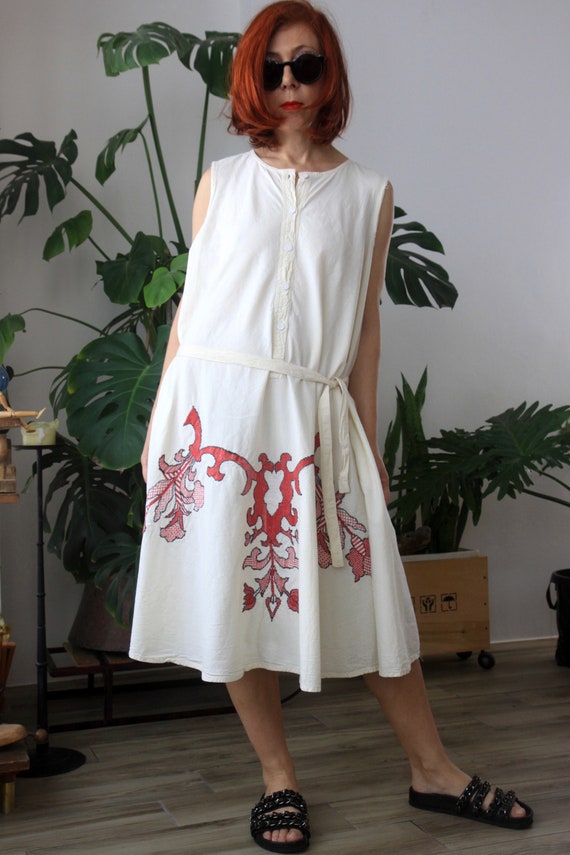 Peasant linen embroidered dress Vintage ethnic su… - image 6