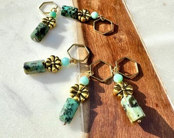 Marcadores de punto florales de turquesa africana y amazonita: anillos hexagonales, hechos a mano