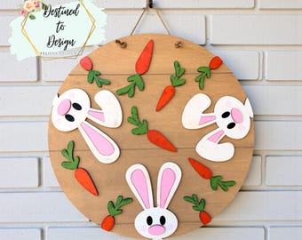 Percha de puerta de Pascua redonda con forma de conejito