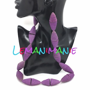 Collana di carta/paper necklace