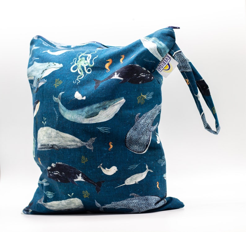 Whale Wet Bag in Four Sizes zdjęcie 1