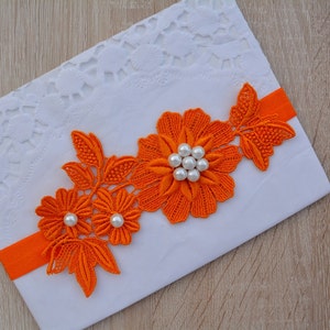 Orange Flower Wedding Garter Set, Bridal Garter Set Orange Brides Garter Lace, Orange Lace Floral Garter Set, Prom Garter Orange White Pearl