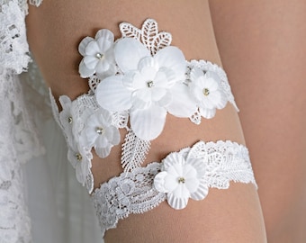 White lace bridal crystal flower garter set for bride garter white lace farm wedding garter floral heandmade bridal white garters for brides