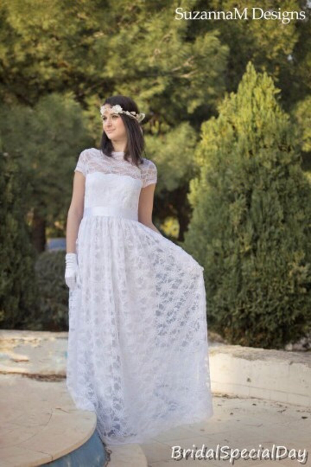 50's Off-White Long Sleeve Tulle Waterfall Wedding Gown