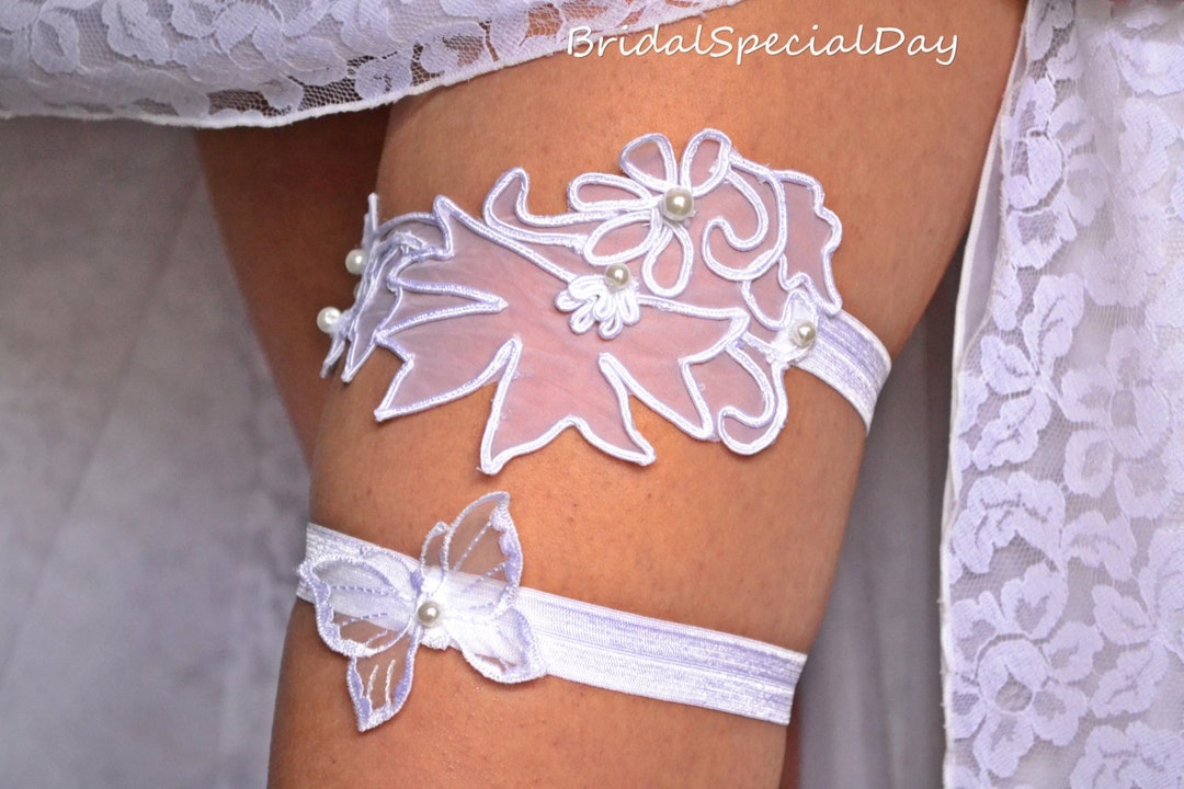 LINKPEACE Lace Garter Belt Set, Bridal Wedding Garter Gift Vintage Pearl Butterfly Lace Thigh Leg Loop Classic Hand Stretched Garter Party Accessories For Women Teen Girls