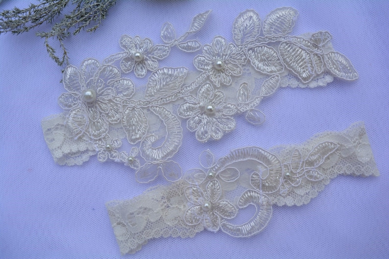 Lace Garter Wedding Gift Wedding Lingerie Wedding Garter Garter Bridal White Garter Set Bridal Garter Set Off White Garter Garters