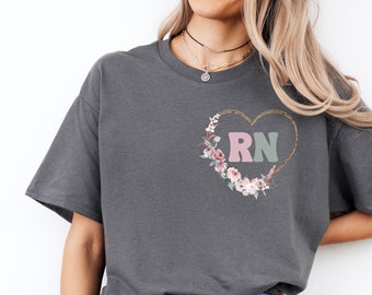 T-shirt verpleegster, geschenken verpleegkundige, shirts verpleegkundige, verpleegkundige afstudeercadeau, cadeau-idee verpleegkundige, verpleegkundige afstudeercadeau, gediplomeerde verpleegkundige shirts, verpleegkundige cadeaus