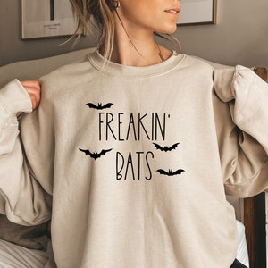 Bat Sweatshirt, Halloween Sweatshirt, Fall Sweatshirt, Oversized Sweatshirt, Freakin Bats Sweater, Bat Sweater, Women's Fall Sweaters