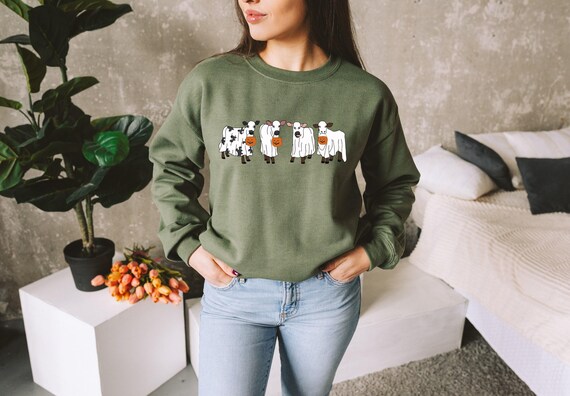 Cow Halloween Sweatshirt, Cute Ghost Sweater, Halloween Sweatshirt, Fall Sweatshirt, Spooky Sweatshirt, Fall Crewneck, Oversized Sweatshirt