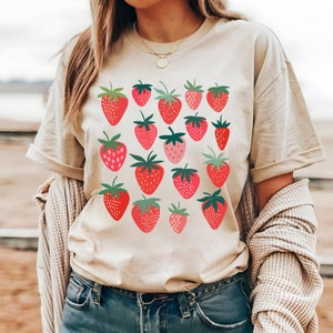 Strawberry Shirt, Graphic Tees, Strawberry Gift, Strawberry Lover, Strawberry Tee, Cottage Shirts, Gardening T-Shirts, Fruit Shirts
