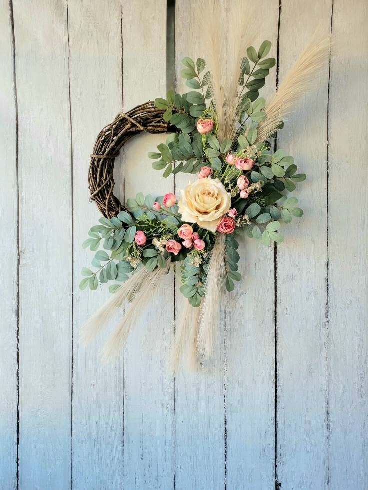 Emma minimalist spring wreath
