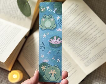 Frog Bookmark | Nature Lover Pond-Themed Gift | Cottagecore Reader Book Accessory