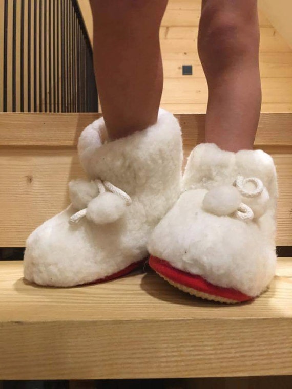 Carpet slippers deals online