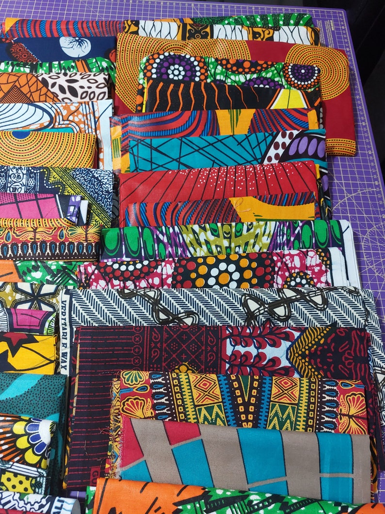 Pacchetto di tessuti africani, pacchetto di scarti di tessuto Ankara, piccoli pezzi di scarto, 24 pezzi di scarti di tessuto casuali, per artigianato, collage, consegna nel Regno Unito immagine 4