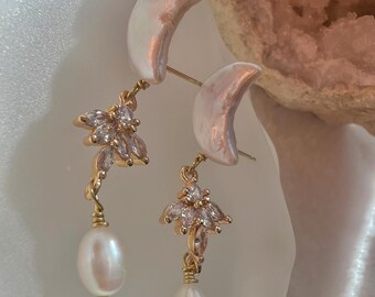 Victoria style elegant freshwater baroque moon pearl dangle earring. Space earring