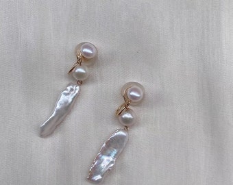 14K gold filled freshwater multiple pearl dangle earring. dainty earring. Biwa pearl earring. elegant earring. gift for her