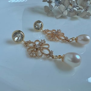 Elegant art deco freshwater pearl dangle earring. Filigree antique earrings. New year earrings. Gift for her.