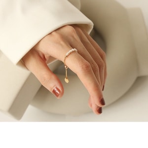 Natural pearl 14k gold filled adjustable rings ，elegant ring ，dainty jewelry ，simple ring ，minimalist ring ，wedding gift