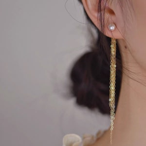 Freshwater pearl ear back dangle gold tassels clip on earring. dainty pearl earring. Minimalist pearl earrings. Elegant earring. Wedding ear stud gold