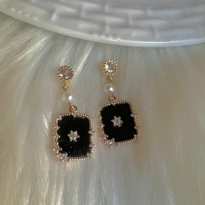 Vintage Black Onyx Pendant Freshwater pearl earrings pave Set Diamond Earrings. Natural Black Agate gold Earrings. Art Deco Earrings.