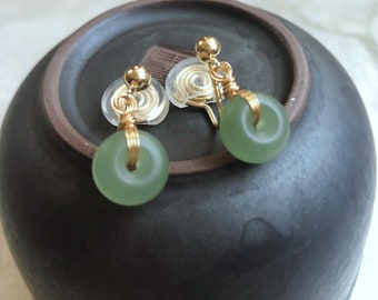 Natural Hetian donut Jade clip-on drop earring ，no pain Jade ear clip ，comfortable non pierced ear clip ，minimalist earring ，gift for her