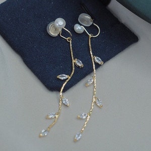 Gold chain long threader elegant ZC threader clear fashion floral clip-on earring dainty no pain threaderdelicate earring image 2