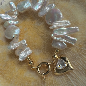 Süßwasser Multiform Perle baumeln Armband. Gold Perlen Armband. Dickes Perlenarmband. Hochzeit Boho Armband. Herz Bettelarmband.