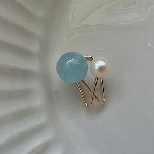 Natural Hetian Jade freshwater pearl clip-on/ear cuff. No pain Jade ear clip. comfortable Non pierced ear clip. dainty minimalist ear cuff. aquamarine & pearl