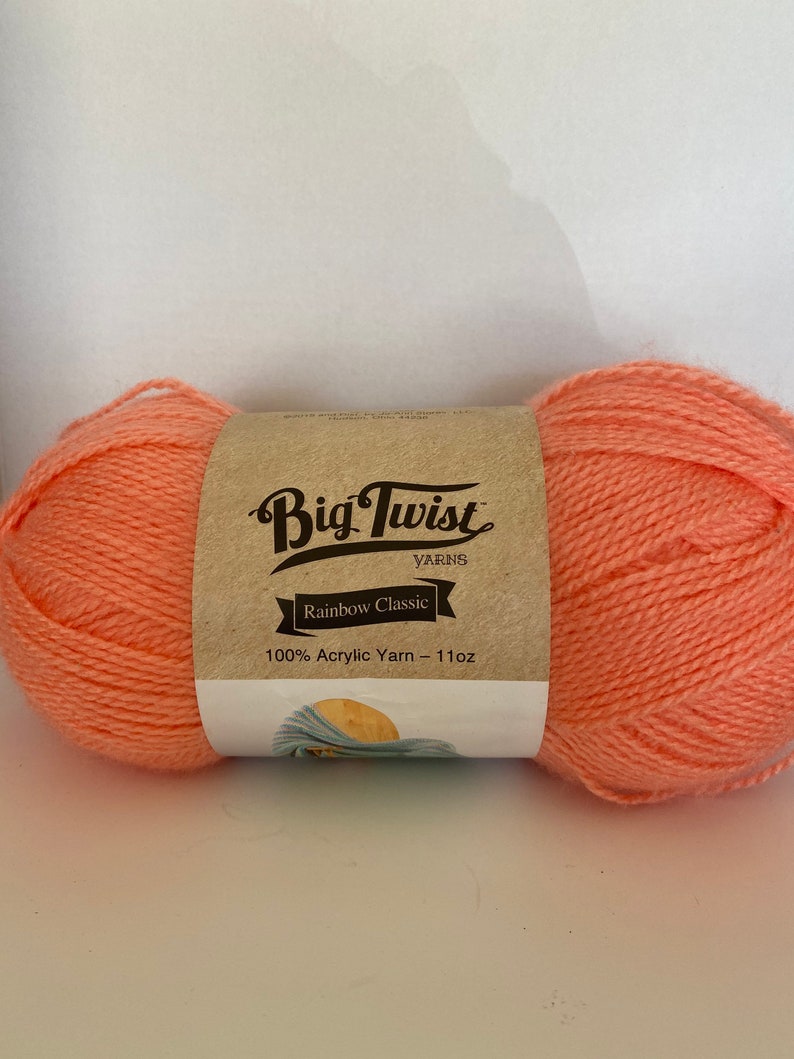 blanket yarn sweater yarn soft yarn winter yarn peachy yarn socks yarn scarfs yarn warm yarn 615yds Big Twist 100/% acrylic yarn 11oz