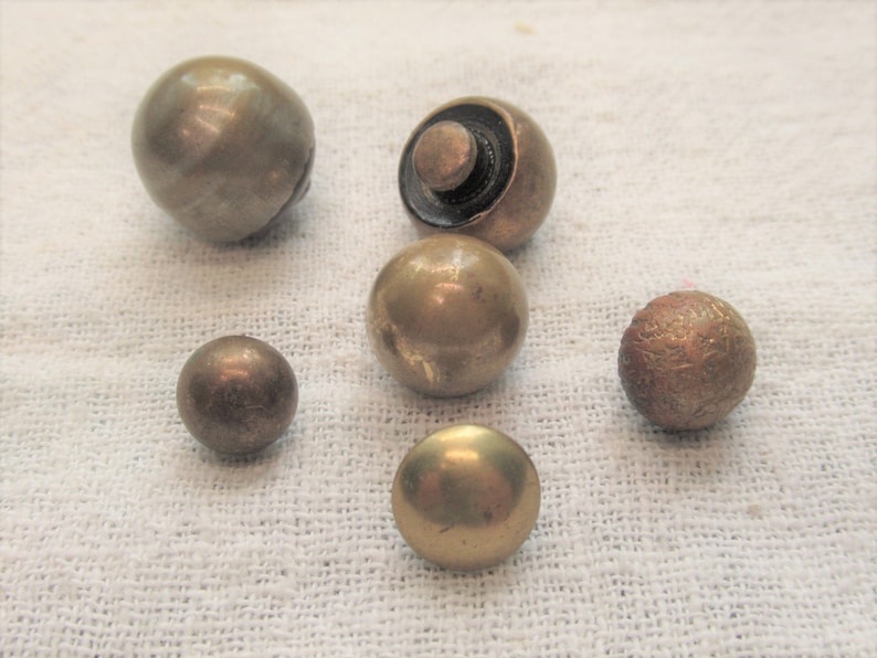 brass and brass toned 6 buttond Round and high dome vintage metal buttons round