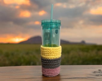 KLAAR VOOR VERZENDING | Potloodbeker gezellig | Gehaakte koffie-/theemuts | Warm/koud |  Beker goudkleuriger | Leraarcadeau | Katoen