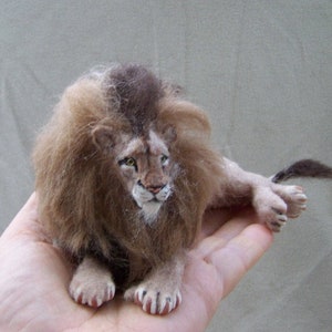 MADE TO ORDER Dollhouse Miniature african lion lying down by Malga