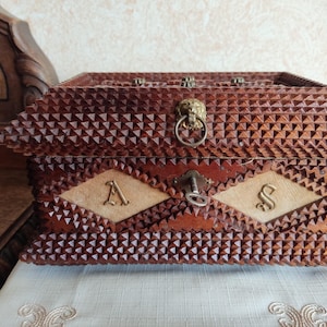 19th Century antique Tramp Folk Art Box with chip carved decoration / Wooden Box /Casket Chip Carved, Gothic