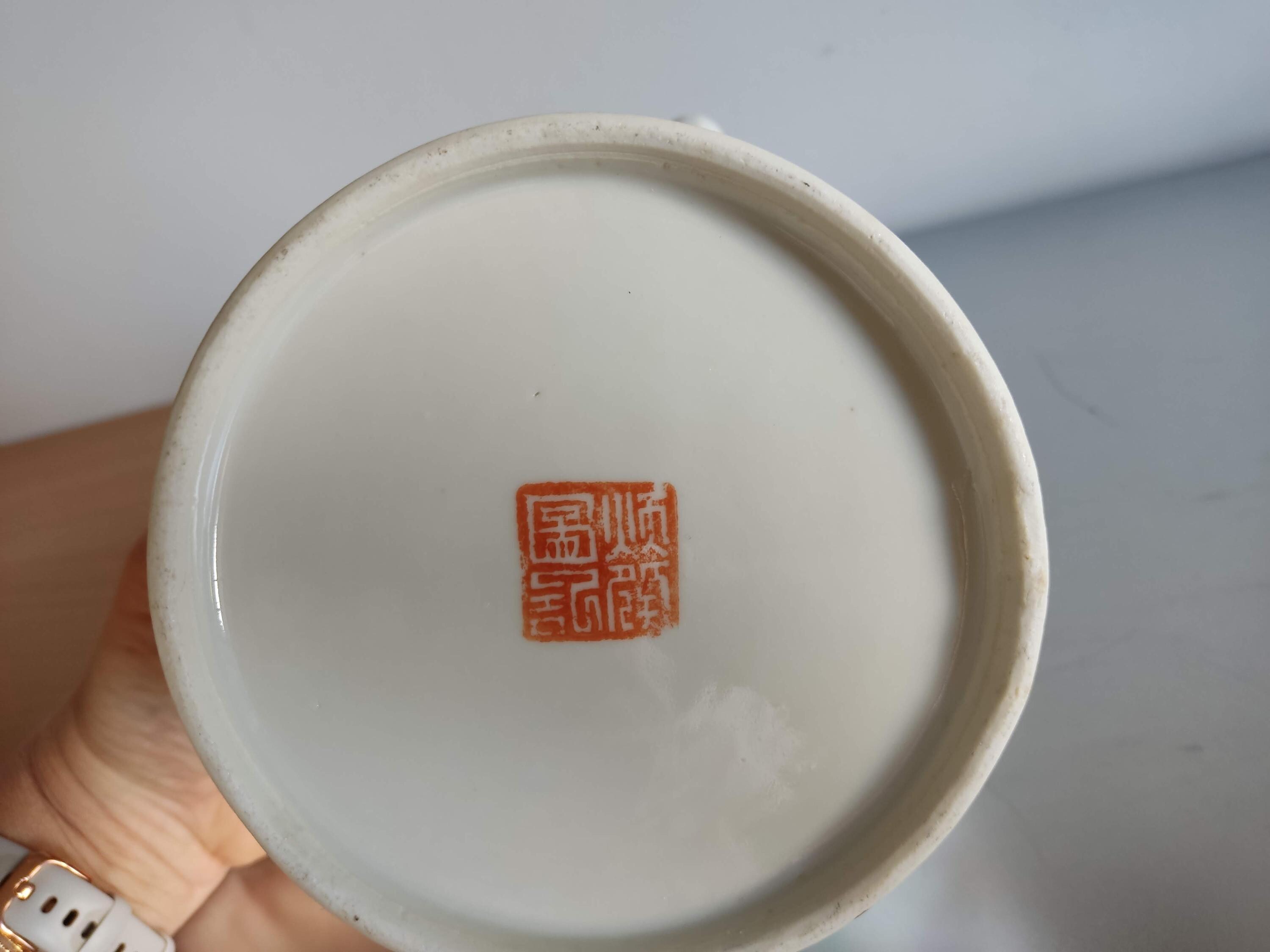 アンティーク中国ティーポット 19 世紀 / エナメル加工磁器 / 手描きの