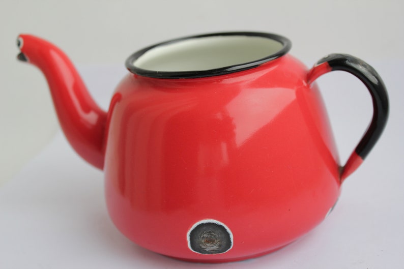 Vintage Mid century Swedish Red enamel tea pot Kockums small 0. Vintage Mid century Swedish Red enamel tea pot Kockums small 0.