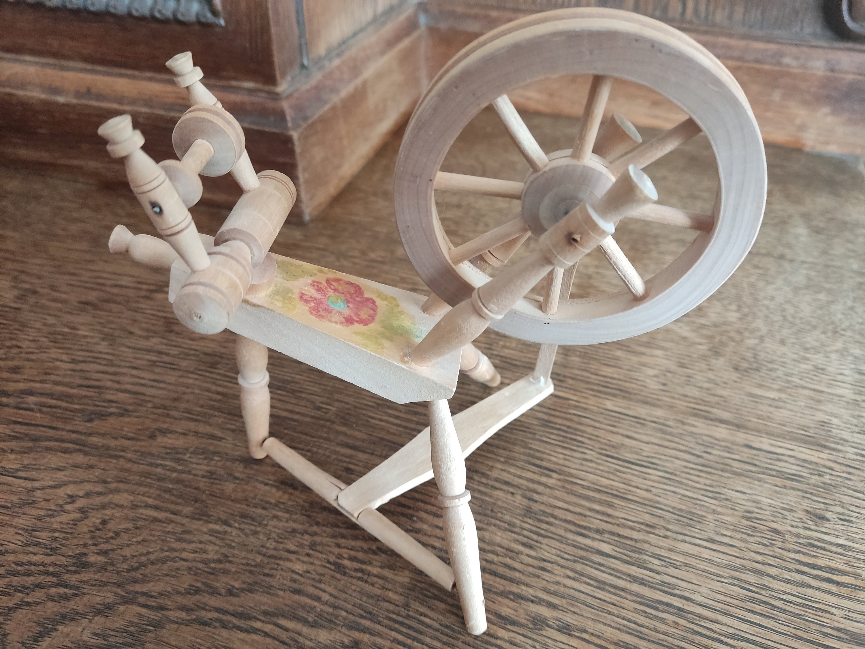 Handcrafted Wooden Spinning Wheel Fiber Art Tool Traditional