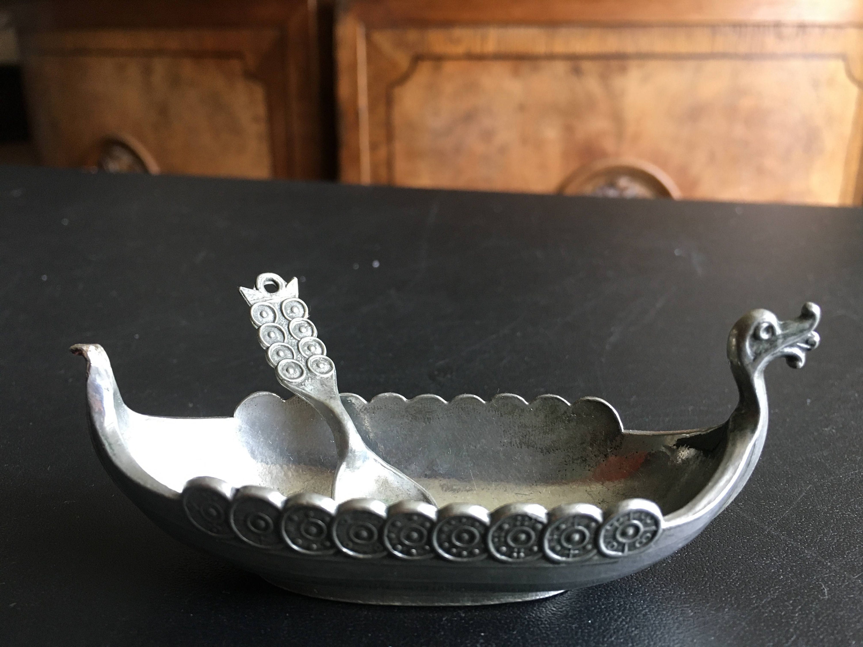 Vintage Norge Handstopt TPB Tinn Pewter Viking Ship Salt