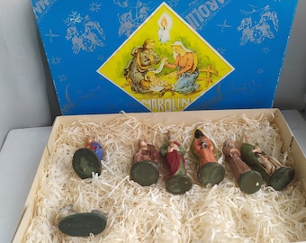 Vintage 1940S MAROLIN ANTIK German 11pc NATIVITY with original box.